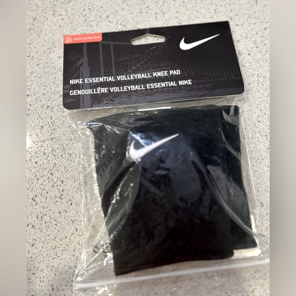 Nike Black Volleyball Knee Pad
